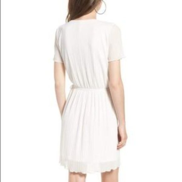 SOLD Leith Pleat Surplice Wrap Dress - Picture 6 of 7